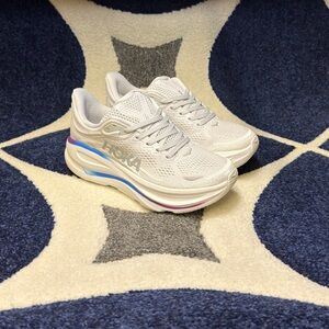 Hoka Bondi 9 Cosmic Grey / White Womens Size 6.5 or 7.5